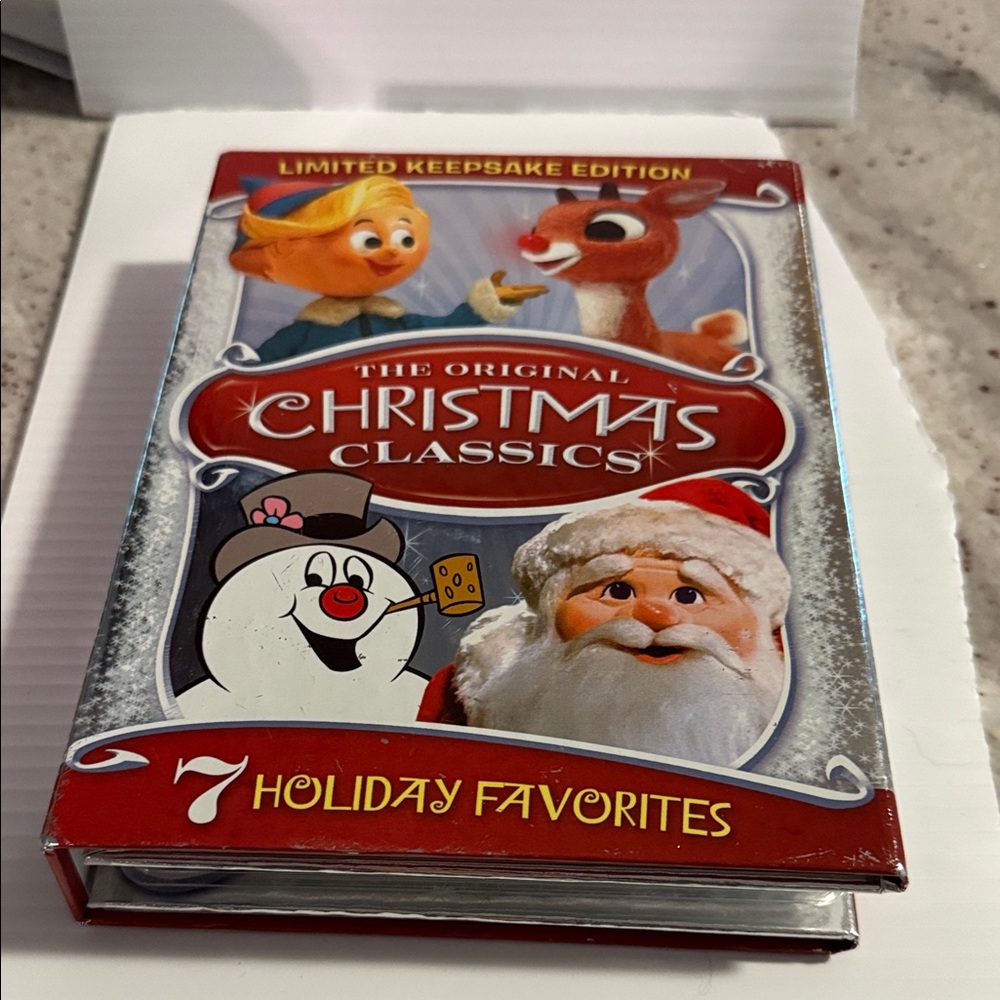 The Original Christmas Classics Holiday DVD Collection - Red